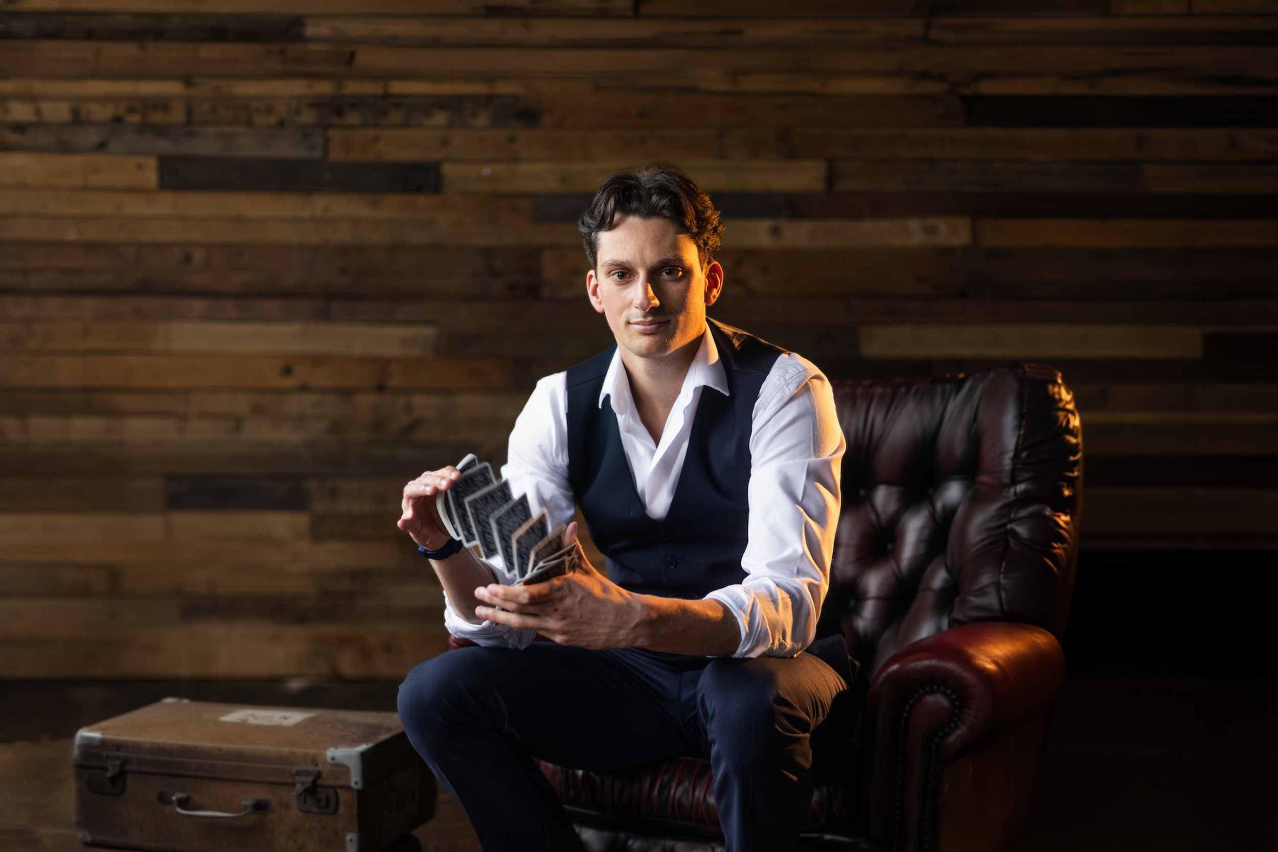 Daniel Rodd Magic Hire the premier Manchester magician | Rod Hande | Luxury magic