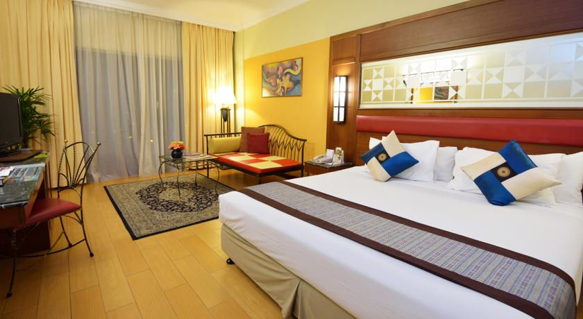 Miniatura: Holiday Villa Beach Resort & Spa 3*