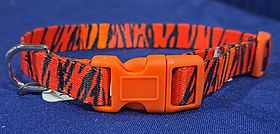 Tiger pattern dog collar