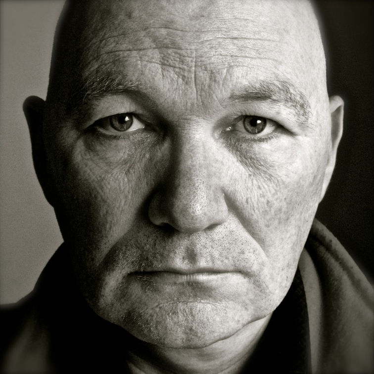 2015 Lensculture Portraits awards: “Tired, ill, empty”.