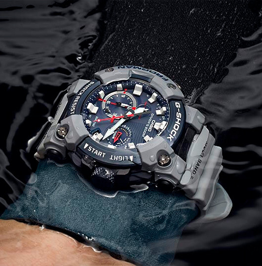 detalle nuevo frogman royal navy gwf-a1000rn-8aer