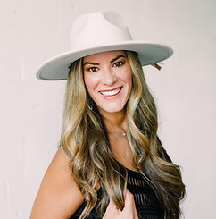 Claire Davis Davis Mann Co. Opelika AL hair salon stylist