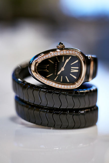 WATCHES, TIME PIECE, JEWELS