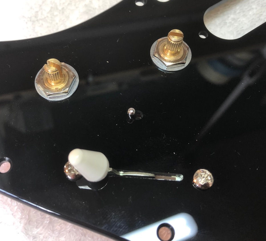 Thumbnail: "The Black Guitar" Tribute S-Type