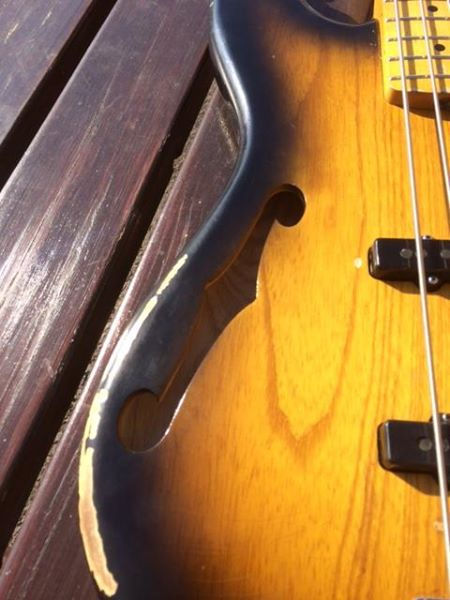 Thumbnail: Jazz Bass Model