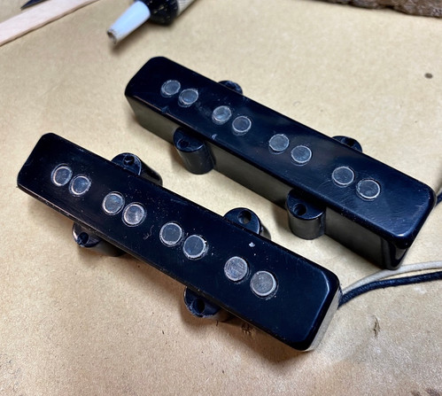 FENDER Jazz Bass Pickups ＋Eric ピックアップ FENDER Jazz Bass Pickups ＋Eric ピックアップ FENDER Jazz Bass