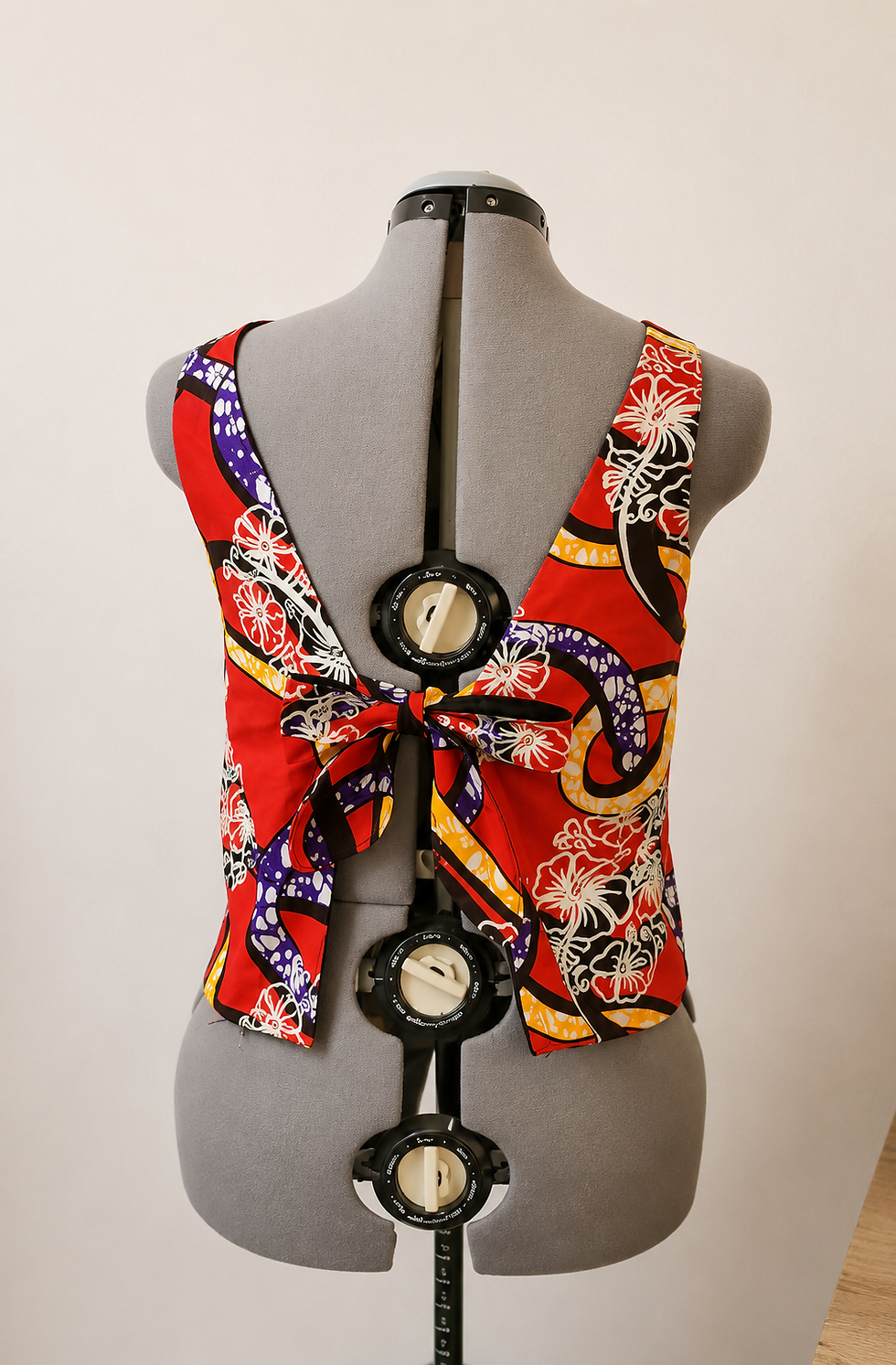 top dos nu cousu lors d'un atelier couture collectif