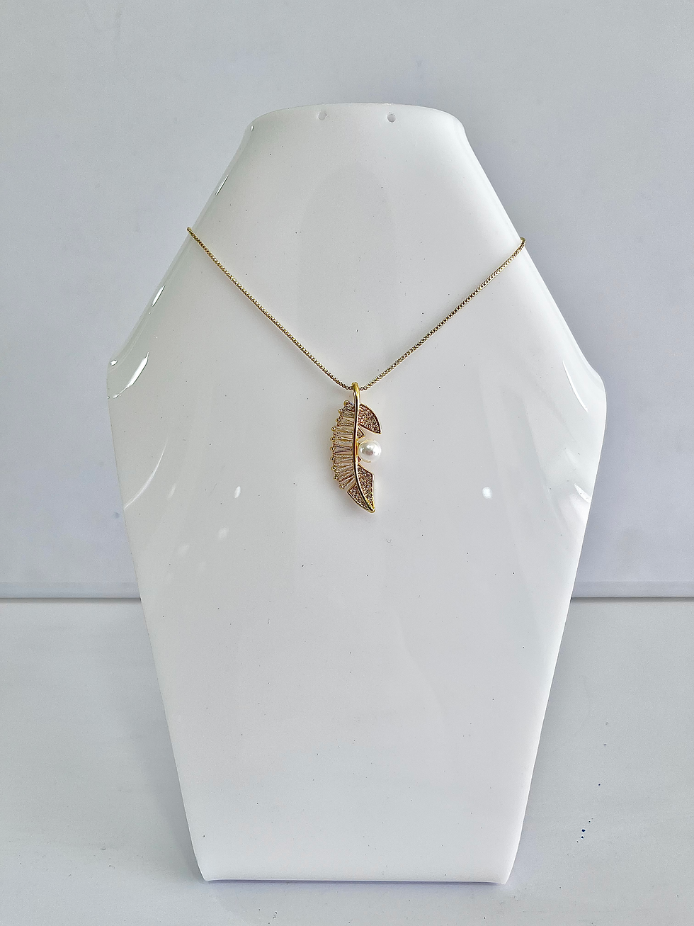 Collar Hoja con perla Amulí RD424