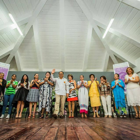 Condecoración "Mujer Orgullo Guerrerense"