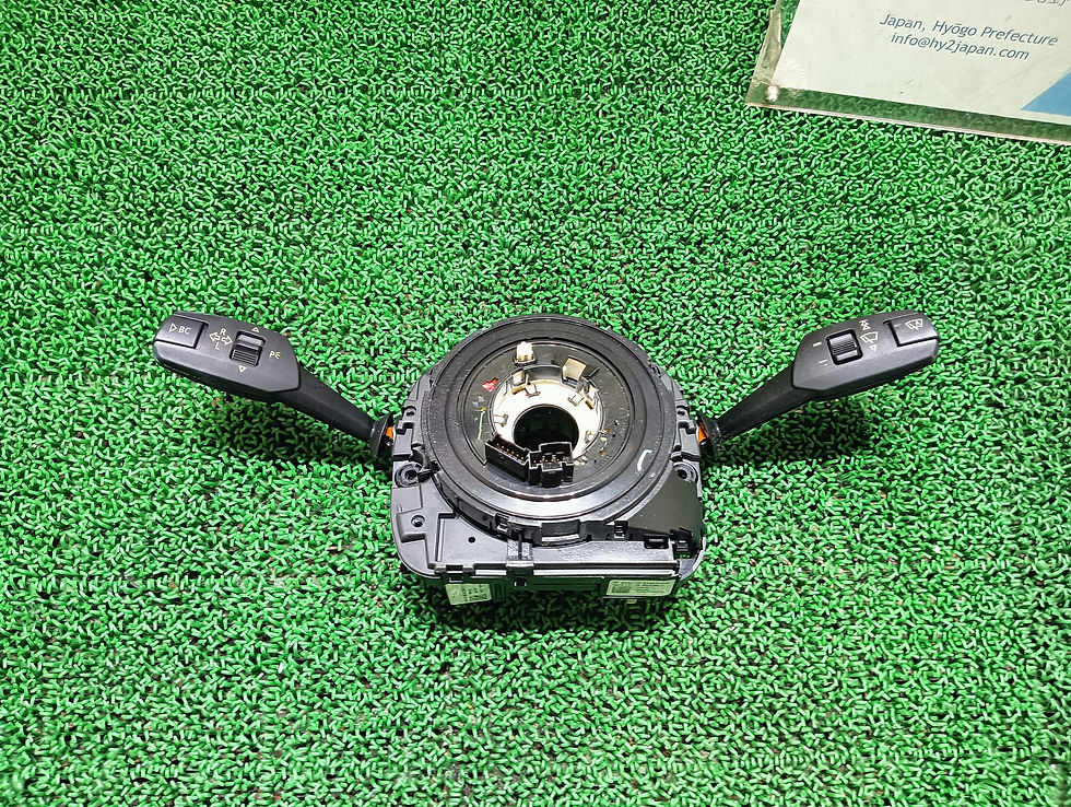 Miniature : BMW X1 2013 DBA-VL20