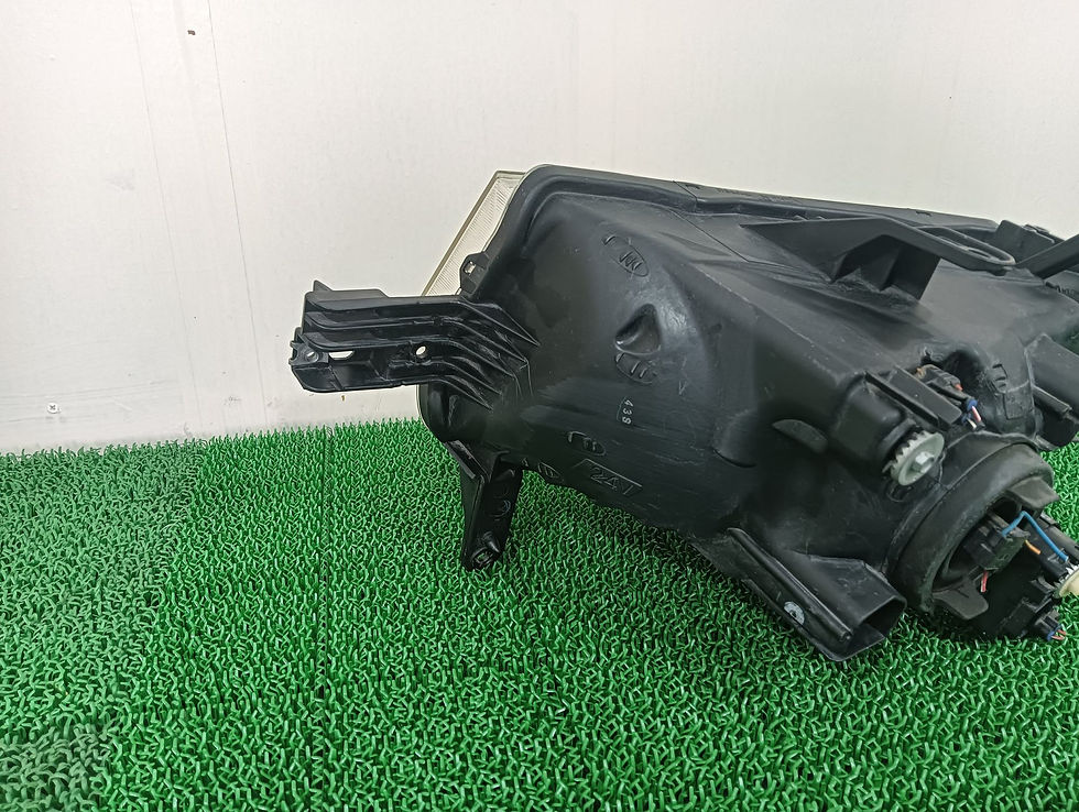 サムネイル： TOYOTA bB  QNC21