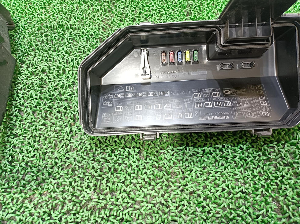 Miniature : HONDA STEPWGN SPADA 2012 DBA-RK5