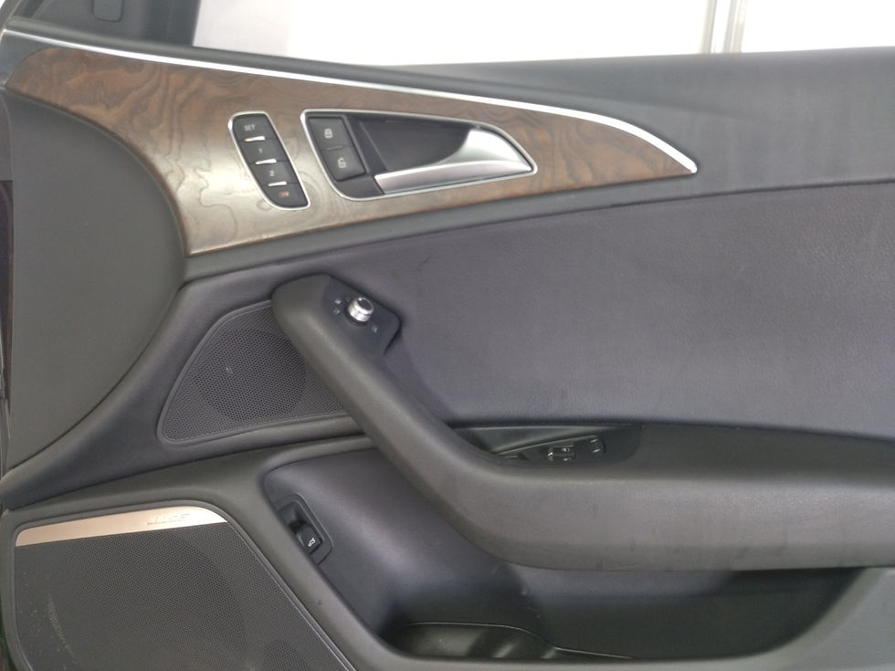 الصورة المصغرة: Audi A6 Avant 2014 DBA-4GCHVS