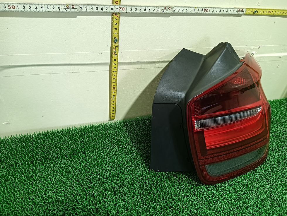 Miniatura: BMW 116i 2013 DBA-1A16