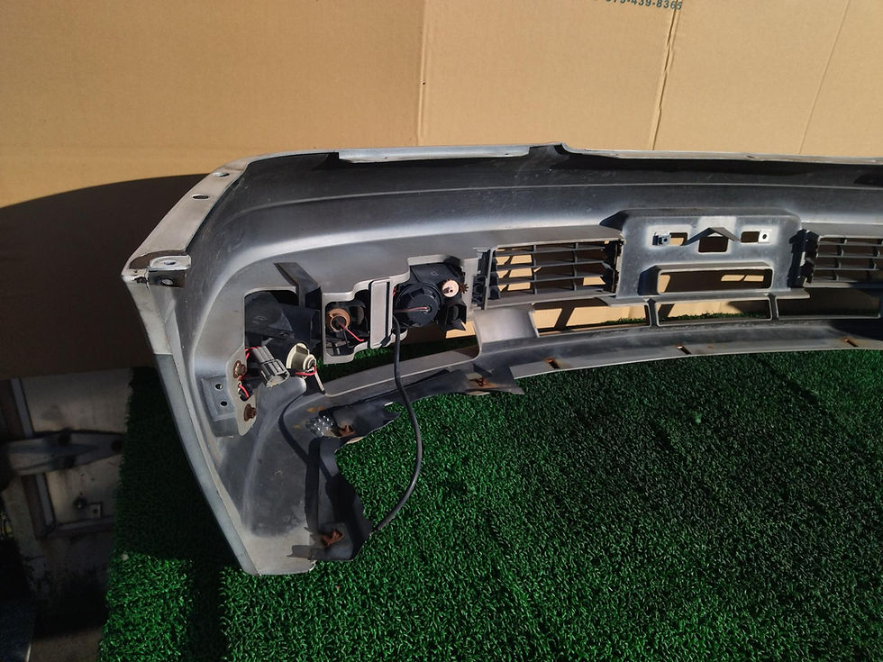 サムネイル： NISSAN CEDRIC 1995 E-HY33
