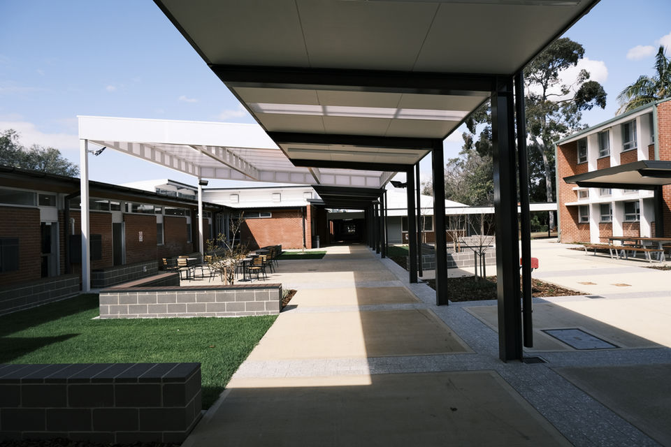 SR Tafe Bunbury Walkways.JPG