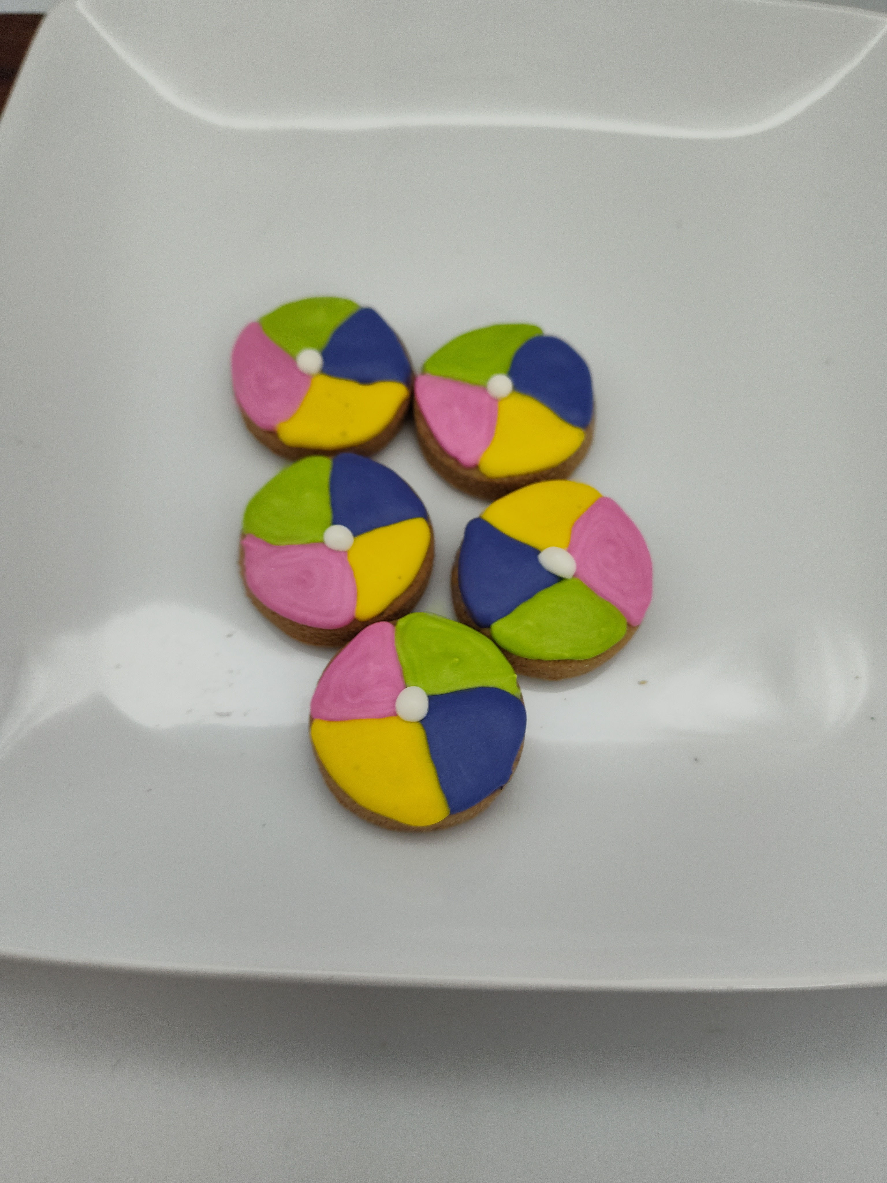 Fun Bite Colorful Beach Balls - 20/CASE