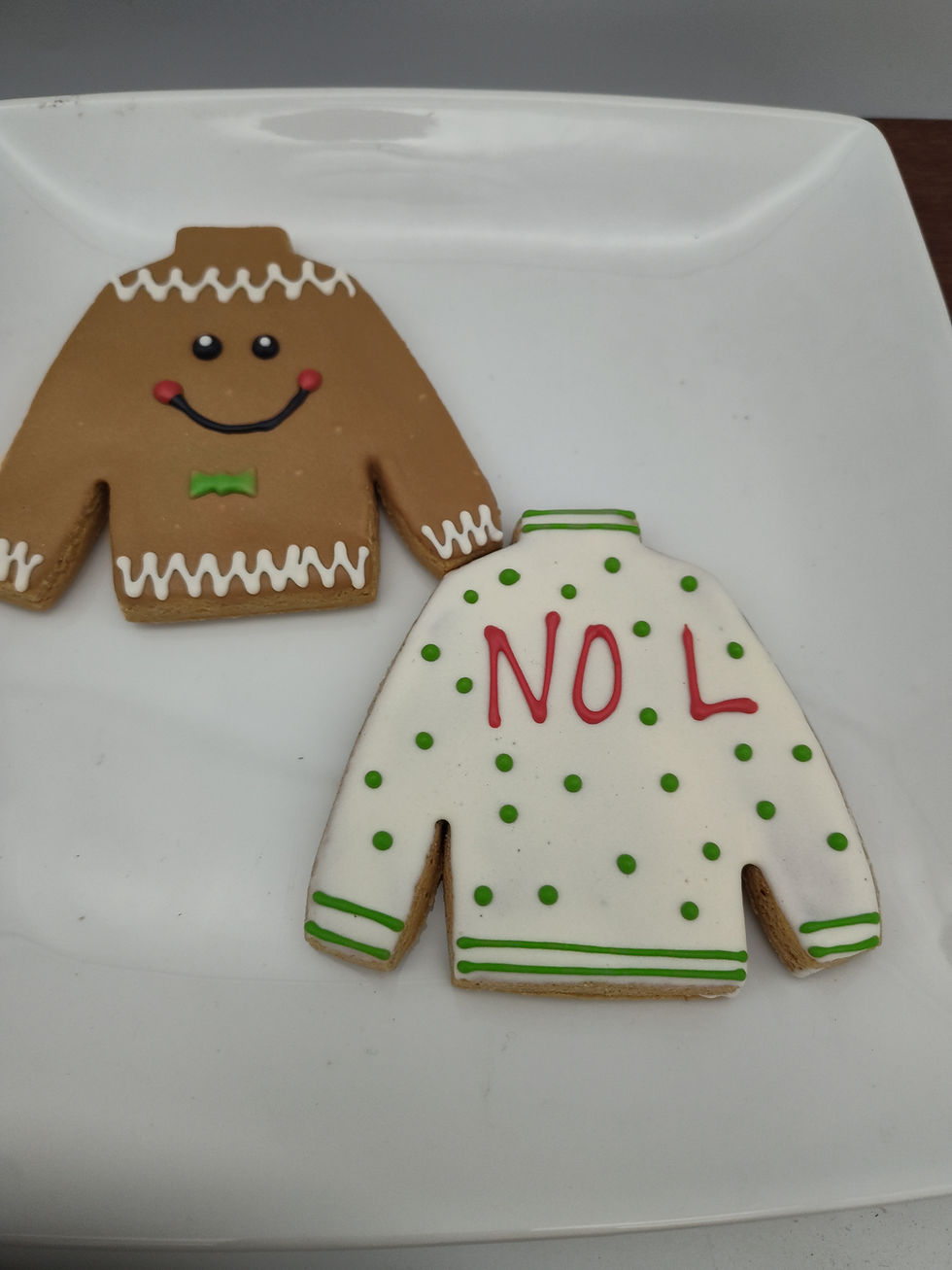 Large Ugly Christmas Sweater Cookies Gingerbread/NO L - 12/CASE