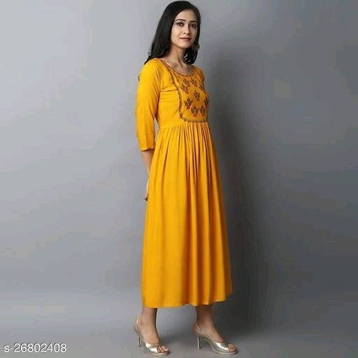 Thumbnail: Catalog Name:*Chitrarekha Pretty Kurtis*
Fabric: Rayon
Sleeve Length: Three-Quar