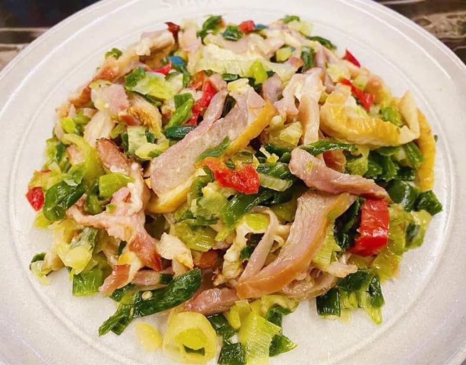 縮圖：去骨燻鴨腿