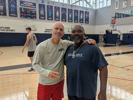 Webinar Recap: Insights on the U.S. College Basketball Pathway with Coach Tony Squires
