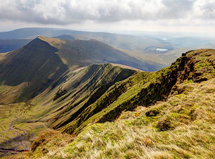 Brecon_Beacons_National_park_in_Wales_Â©_Shutterstock.jpg