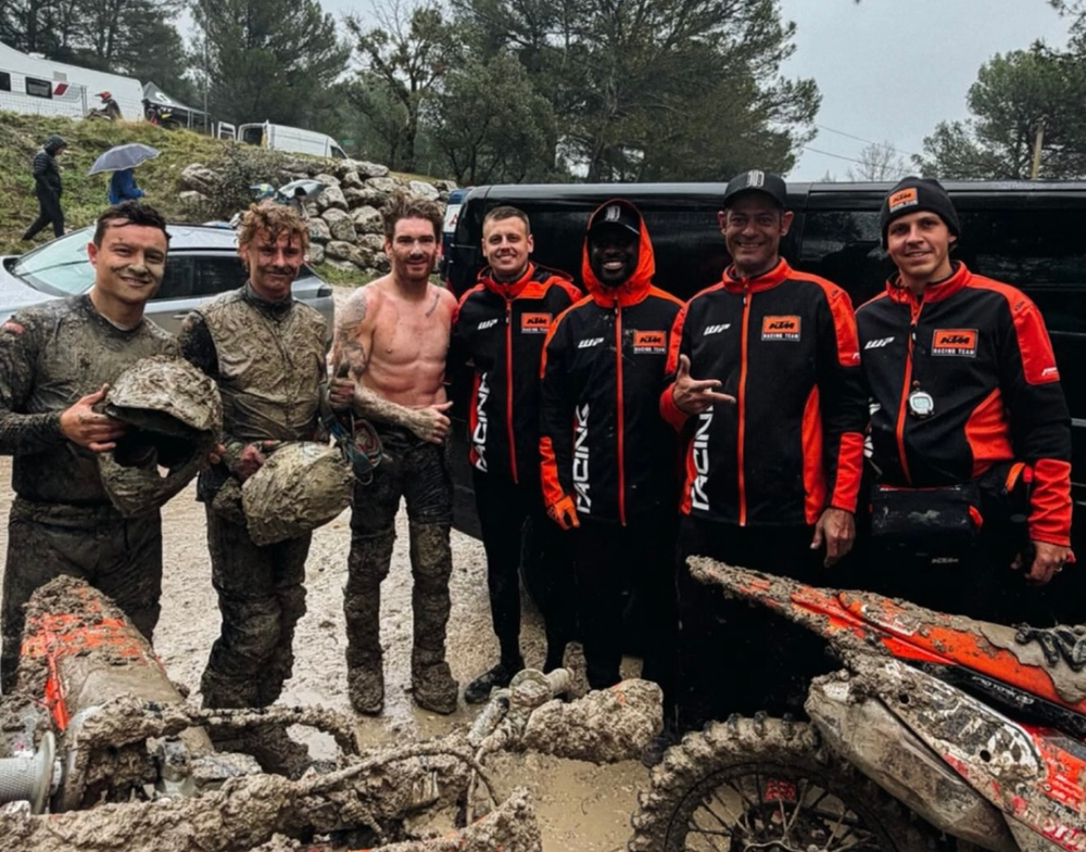 595 KTM Pro Tork compete na França