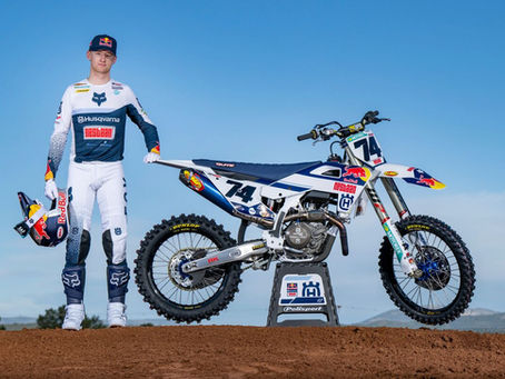 Husqvarna renova com Kay De Wolf