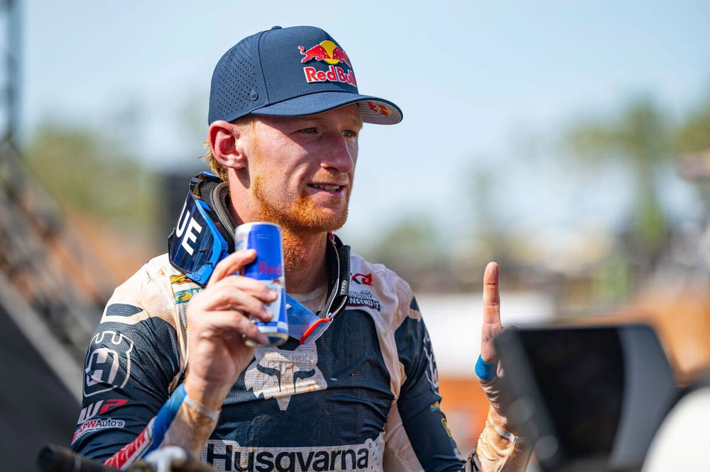 Kay de Wolf sobe para a MXGP