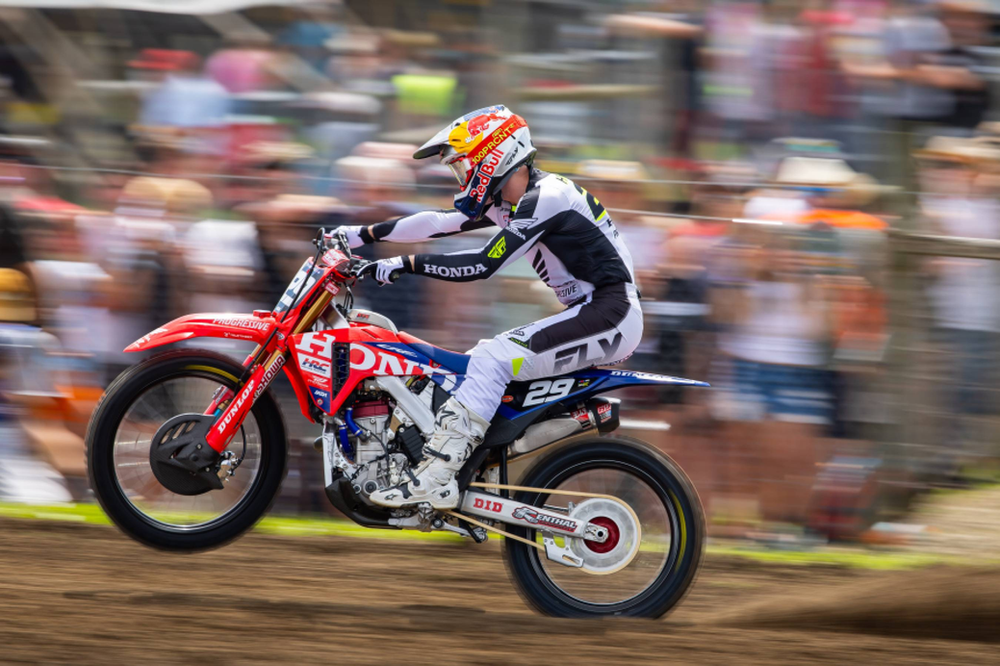 Vitórias de Hymas e Hunter em Budds Creek