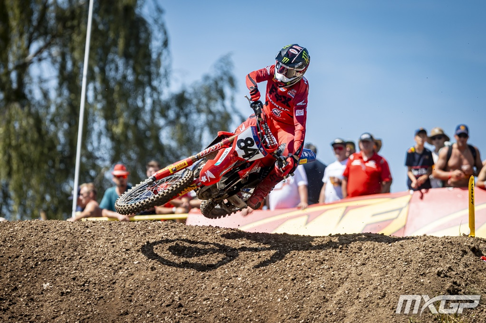 Herlings vence 1a. bateria e assume liderança