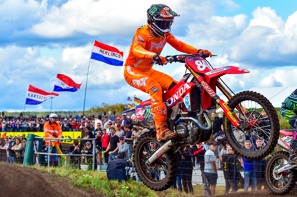 Herlings guerreiro na primeira prova em Arnhem