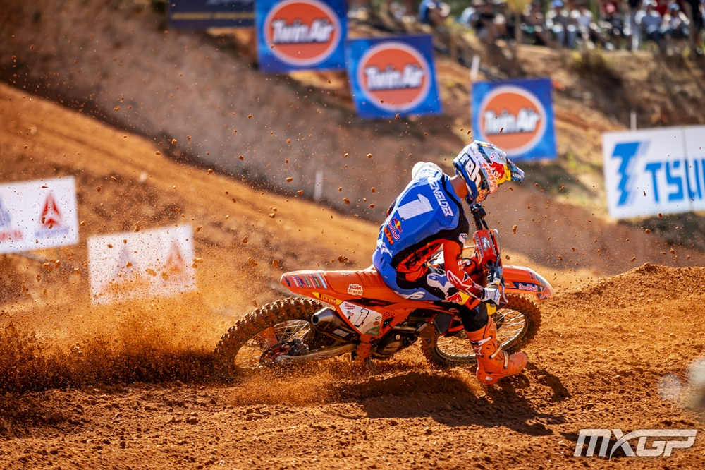 Längenfelder e Fernandez vencem classificatórias no GP da Grã Bretanha