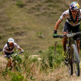 Líderes Avancini e Fumic fazem marcação cerrada a Ferreira e Becking na quinta etapa da Brasil Ride
