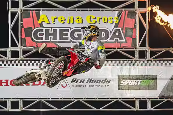 Dean Wilson vence a 1a. bateria da Pro