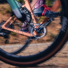 LANÇAMENTO GLOBAL SRAM FORCE AXS A NOVA FÍSICA DO CICLISMO