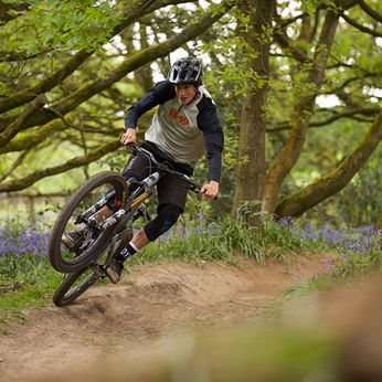 Santa Cruz lança nova geração da Bronson e 5010