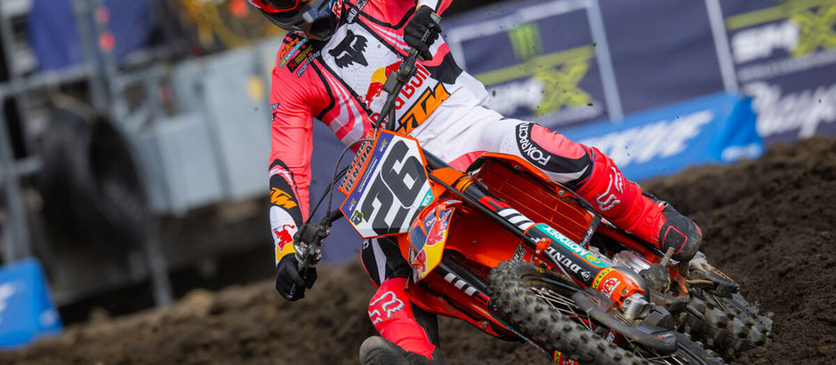 Prado vence Playoff 2 do Mundial de SuperMotocross