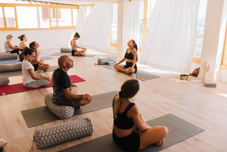 VILLA OM_OPENING136.jpg