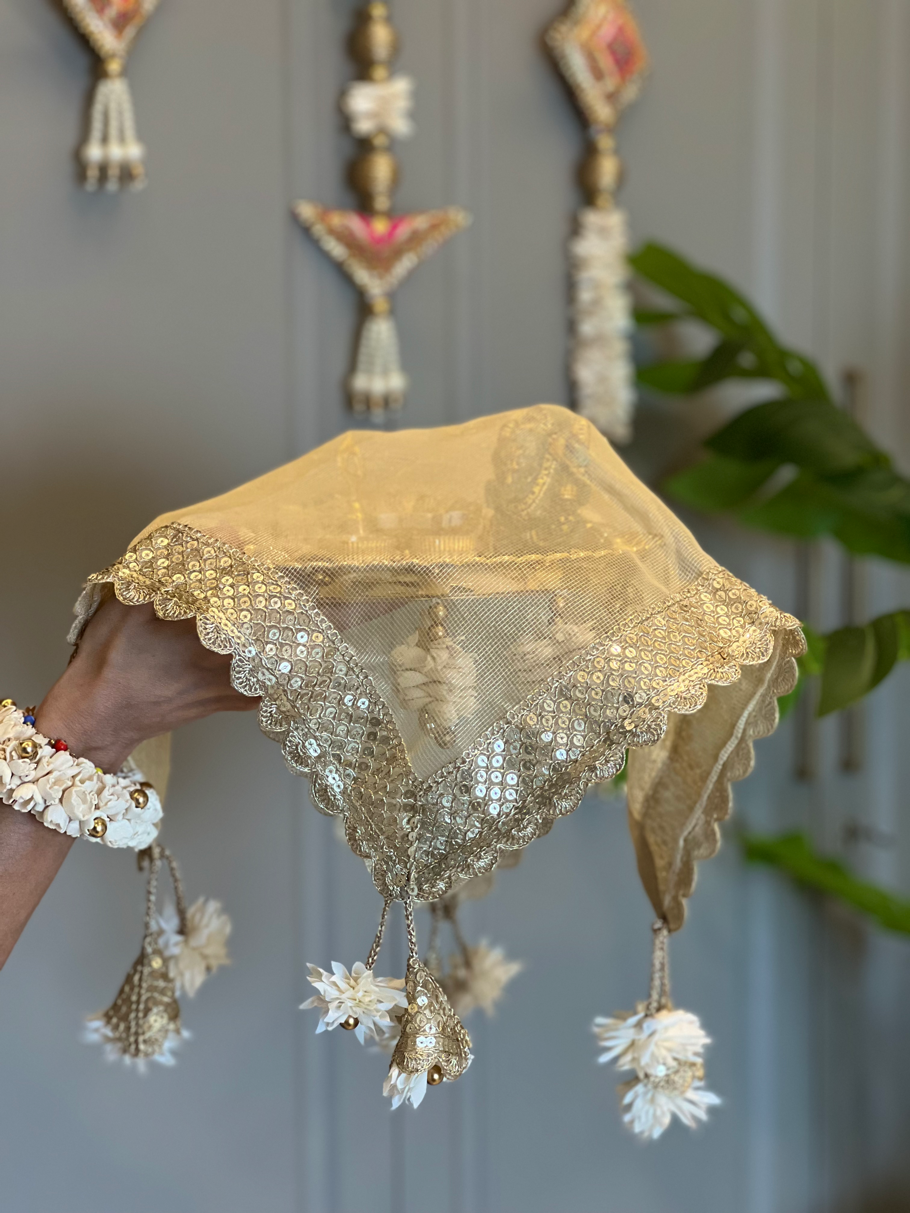 ROYAL GOLD THAAL COVER