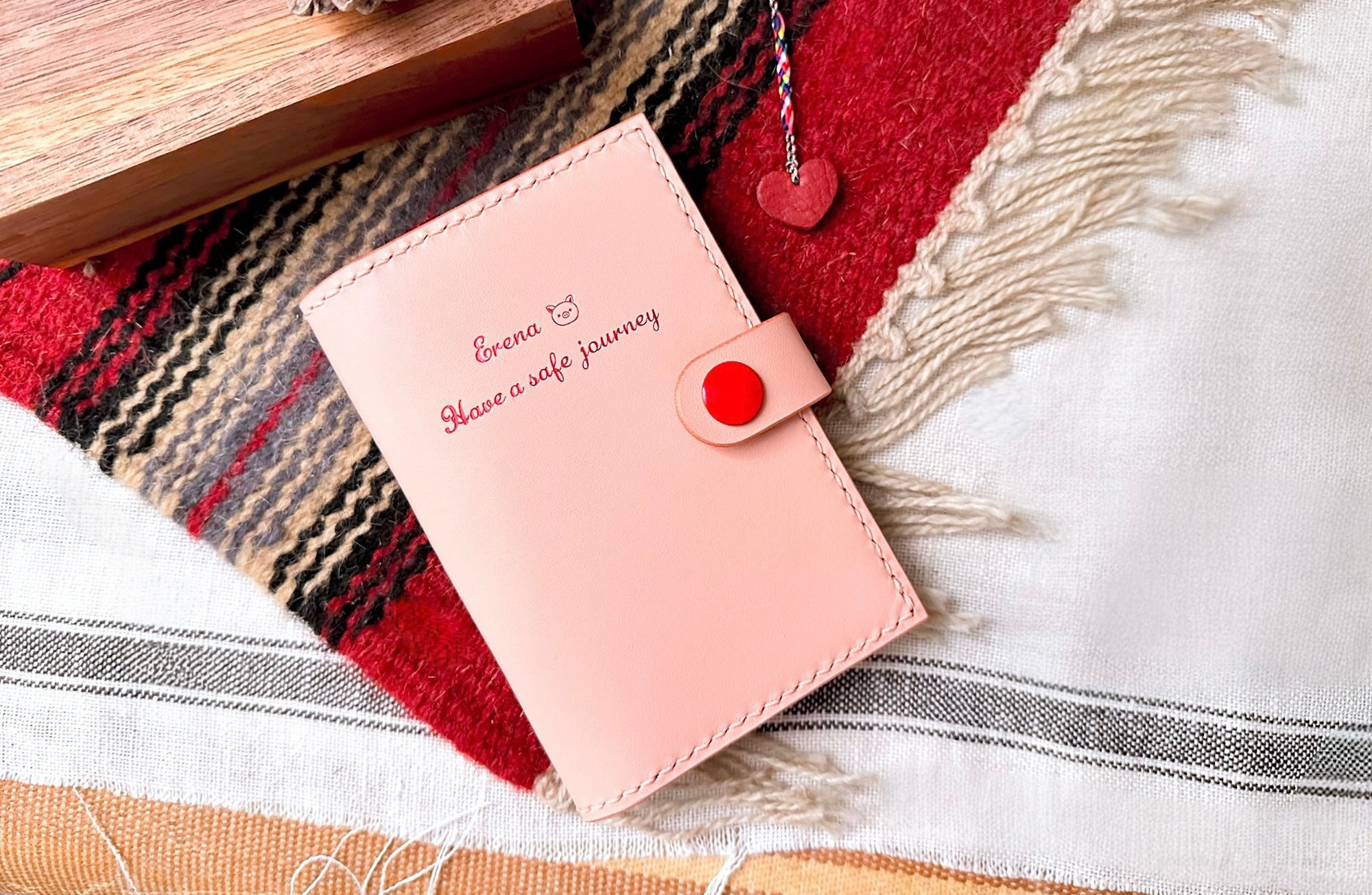 【好好縫】搭帶雙咭位+相位+票夾護照套｜皮革D.I.Y材料包