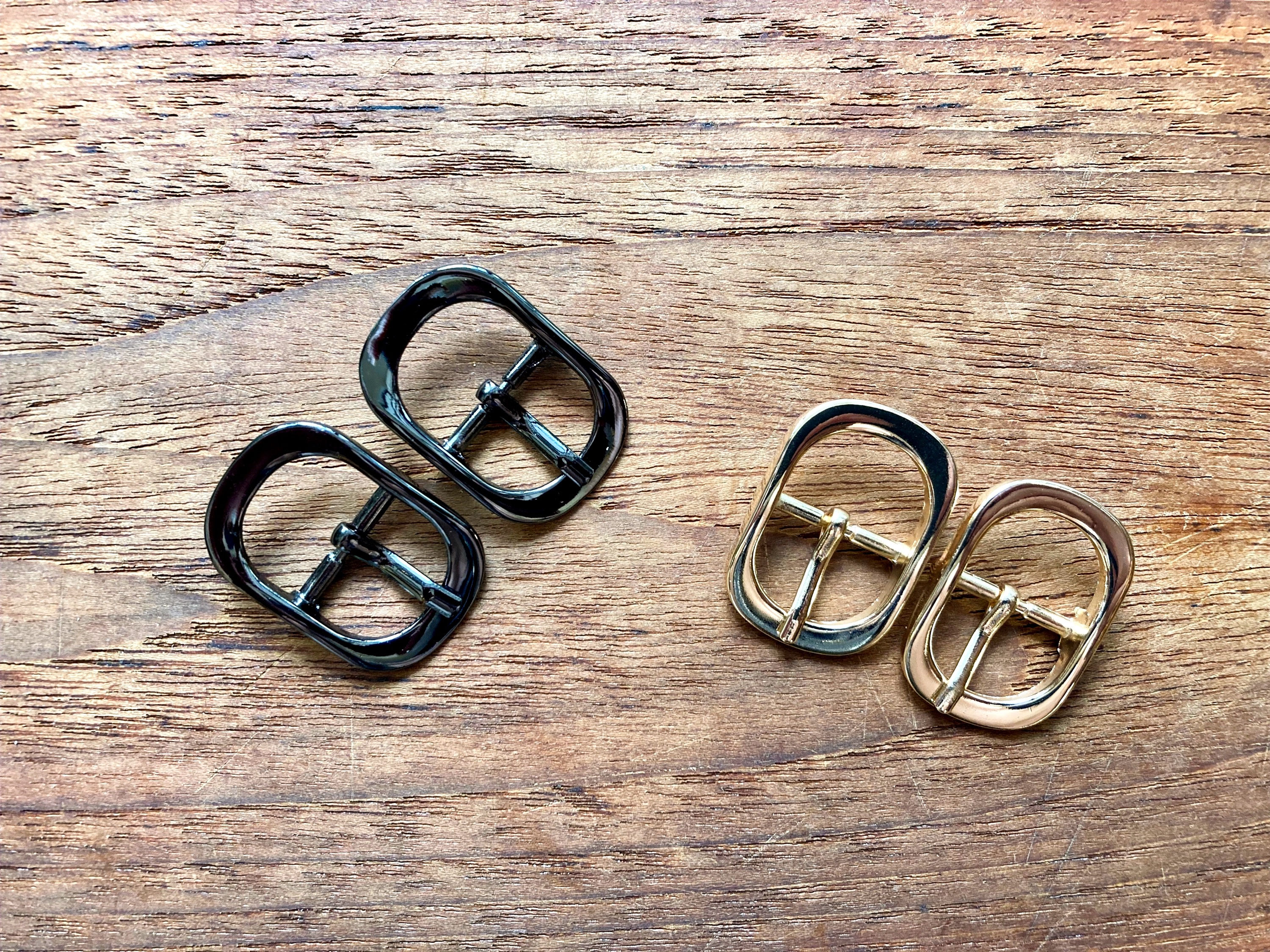Oval Pin Buckle (20mm)