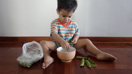 Los niños también pueden ayudar en casa