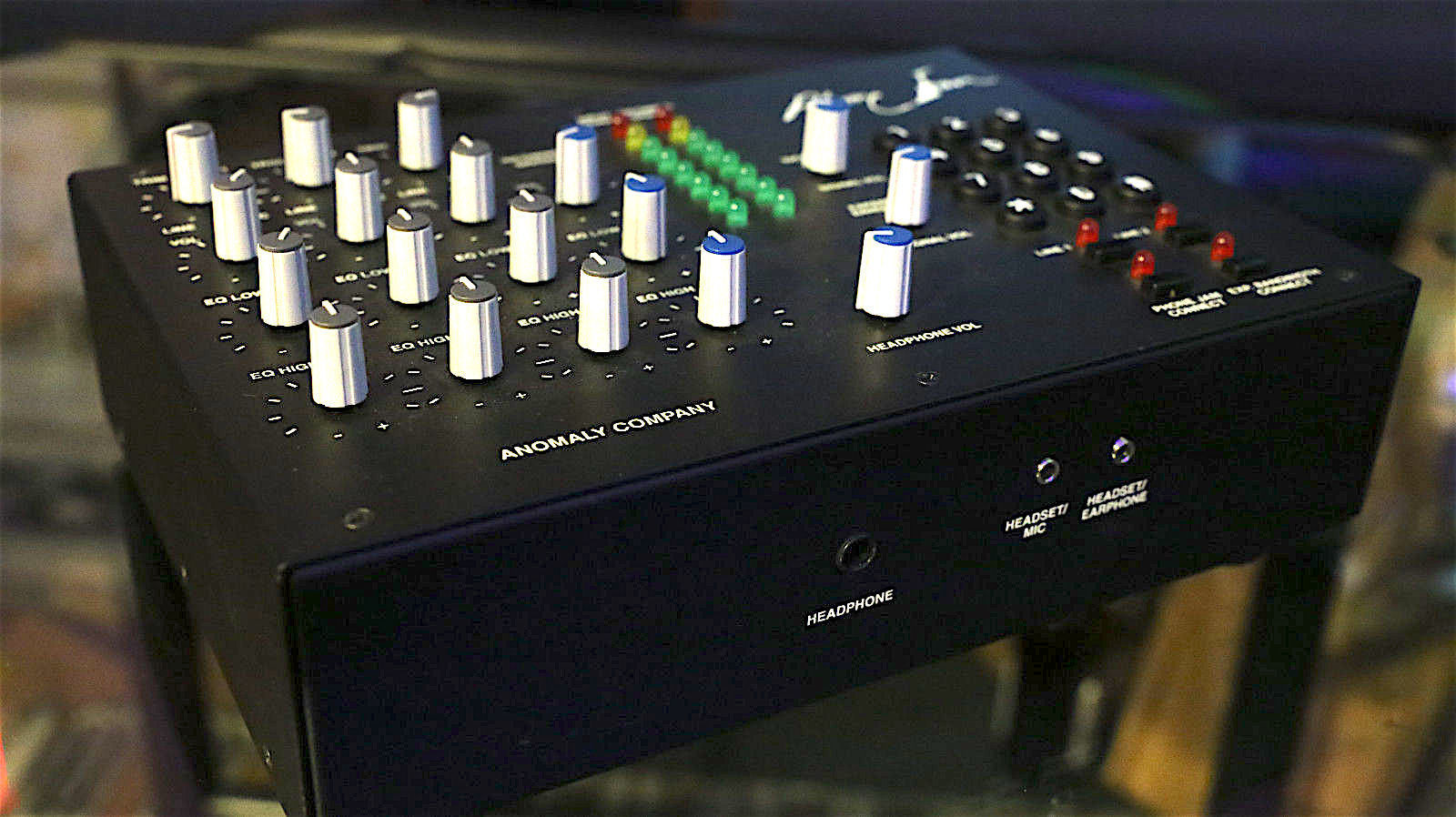 THE PHONEJAM ® LIVE INTERACTIVE TELEPHONE REHEARSAL & COMMUNICATION DEVICE