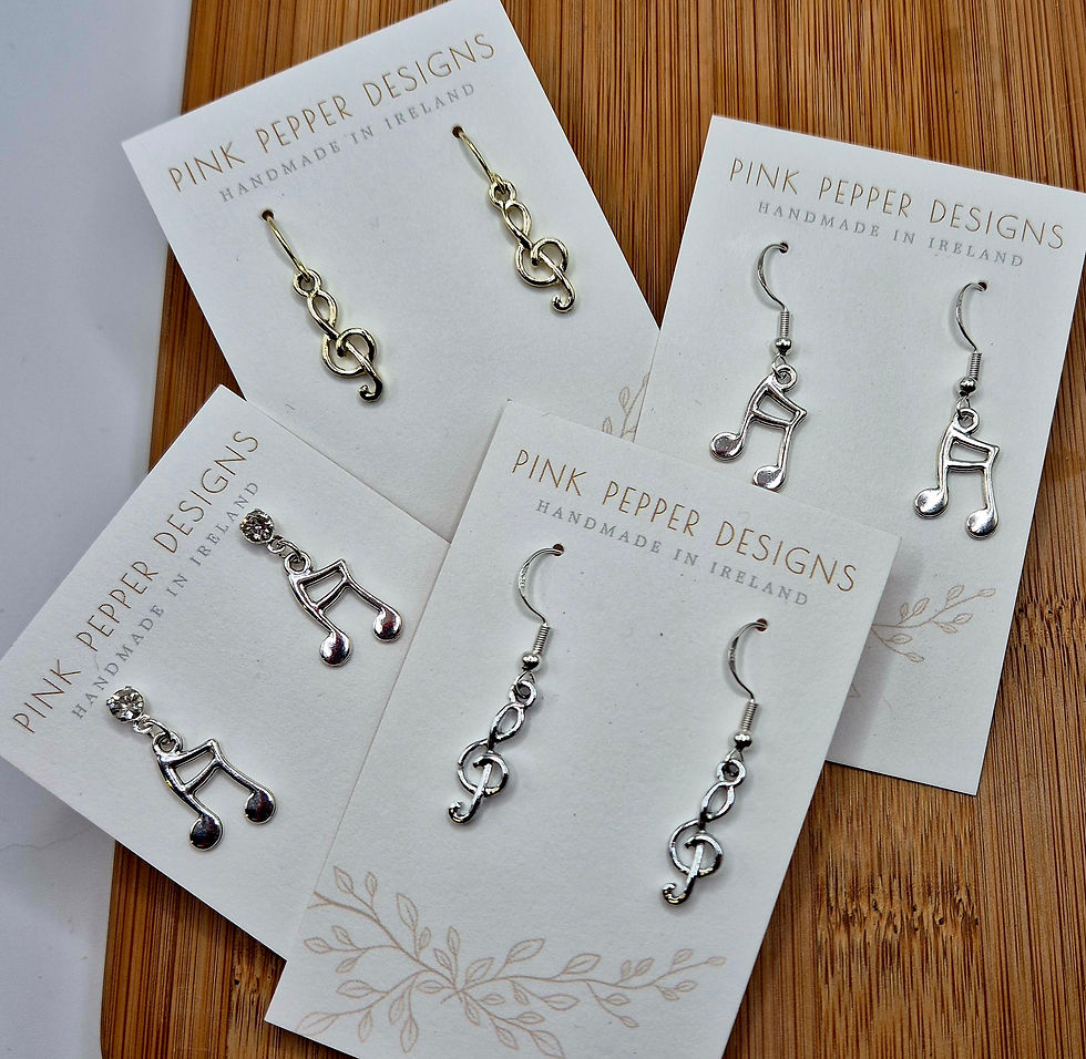 Thumbnail: Silver Music Notes Dangle Earrings 