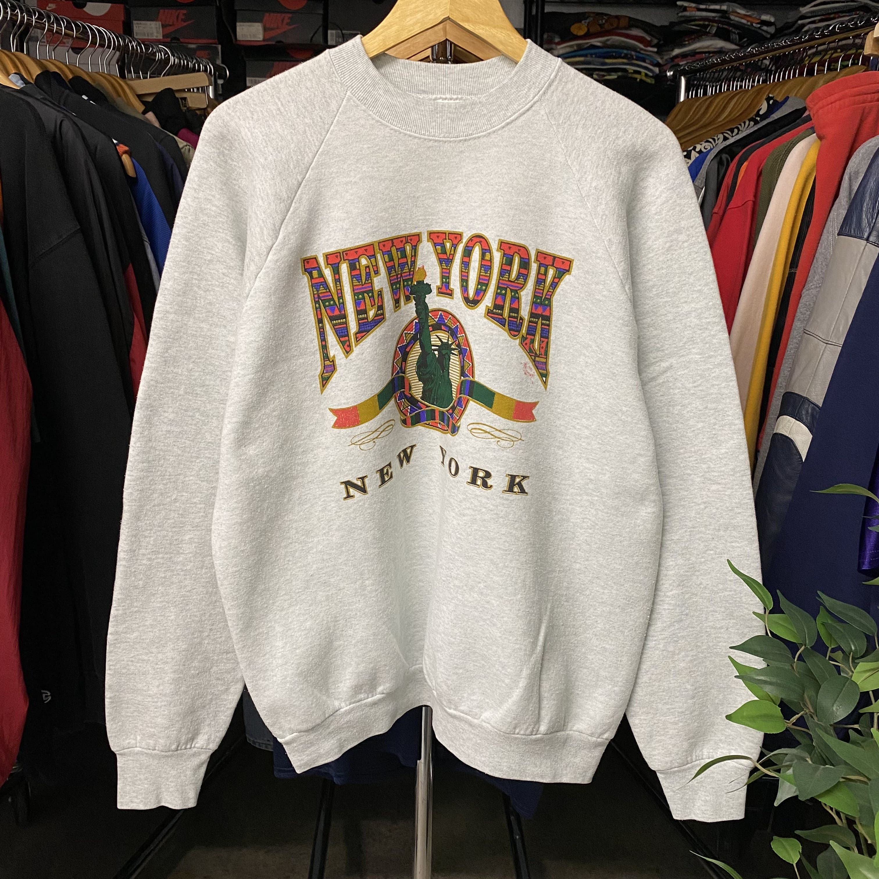 VINTAGE NEW YORK CITY CREWNECK GREY