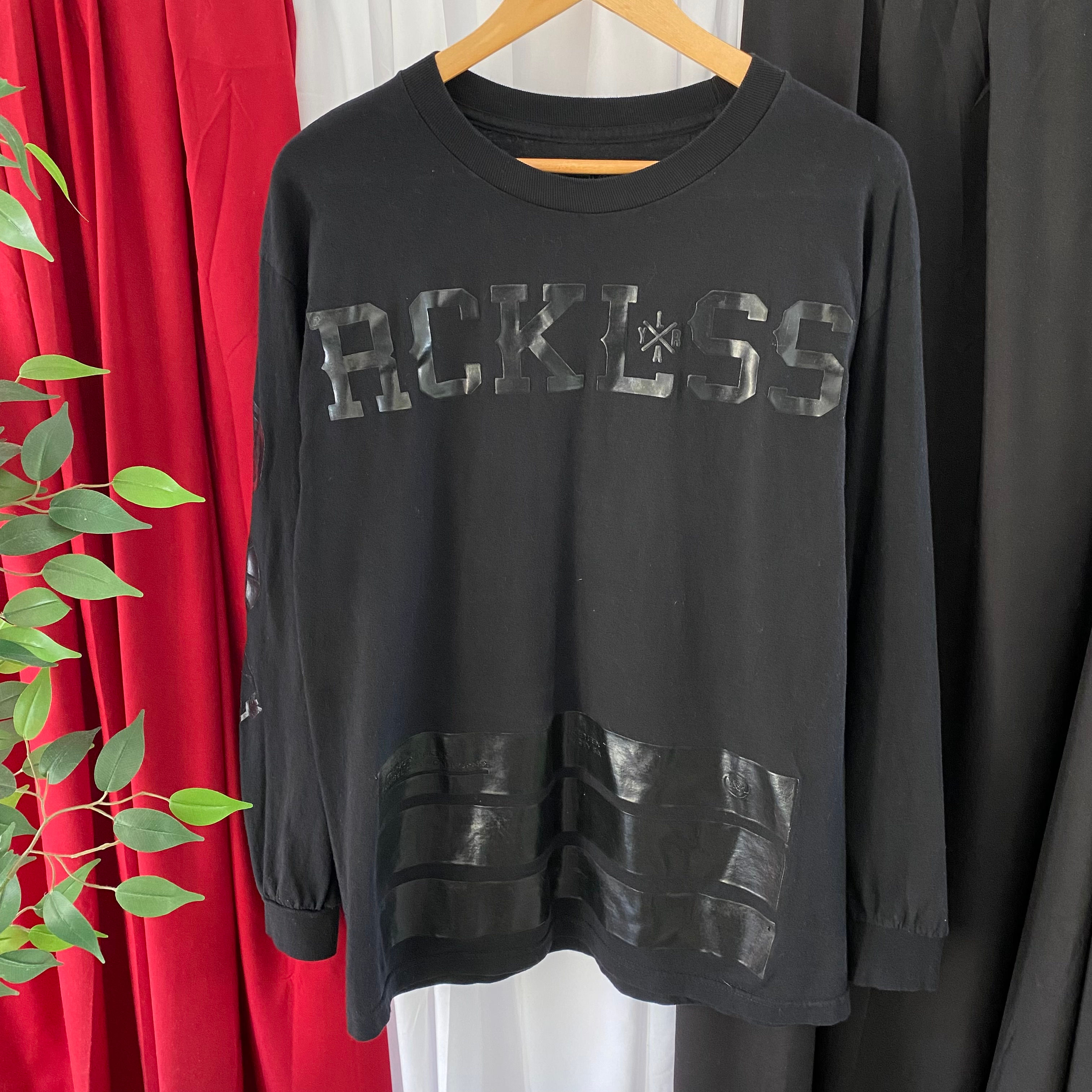 YOUNG & RECKLESS LONG SLEEVE TEE