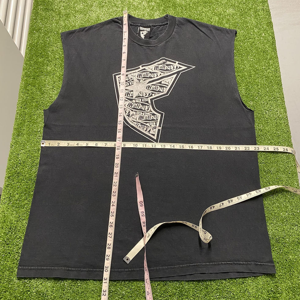 Thumbnail: VINTAGE 2007 FAMOUS SLEEVELESS TEE