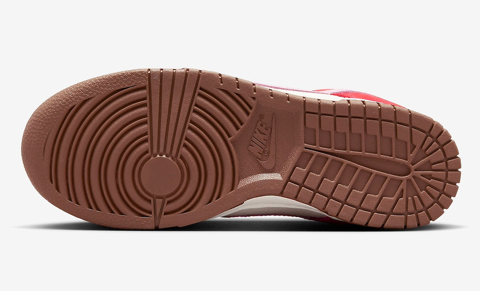 Thumbnail: WOMEN’S NIKE DUNK LOW PRM 'BACON' (2023)
