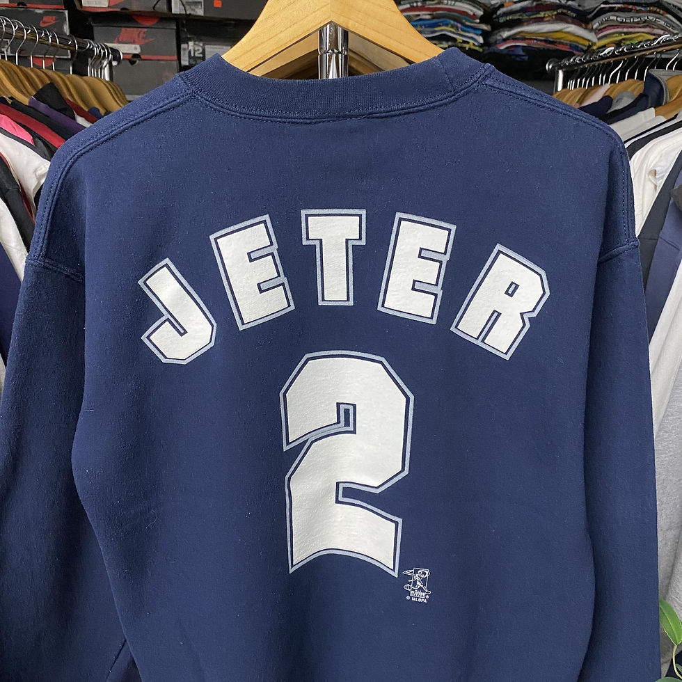 Thumbnail: VINTAGE 2004 NEW YORK YANKEES DEREK JETER CREWNECK